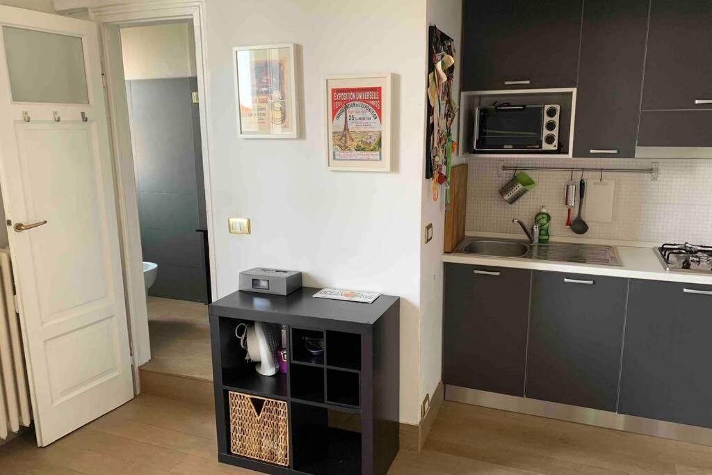Appartamento Splendido Con Tutti Servizi In Zona Navigli ميلان المظهر الخارجي الصورة